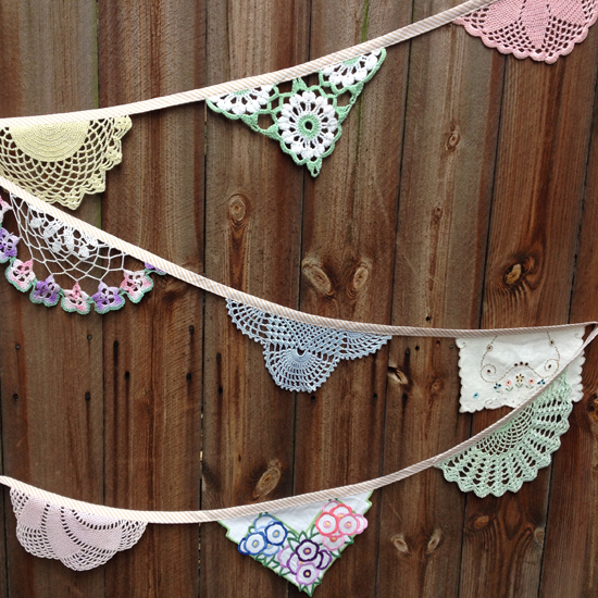 Daisies Blue Sweet Pea Doily Bunting