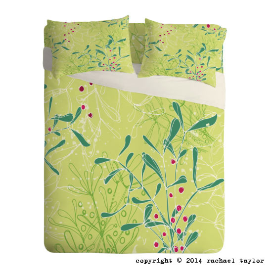 RT_DENYDESIGNS_MYSTICMISTLETOE_BEDDING_550PX_LR