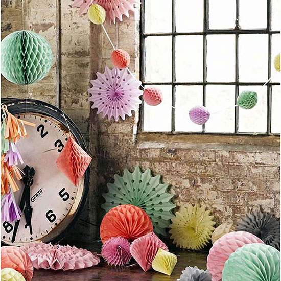 original_honeycomb-hanging-decorations-pack-of-three