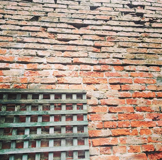 BRICK-TEXTURE