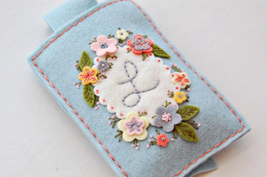 DIY phone case felting