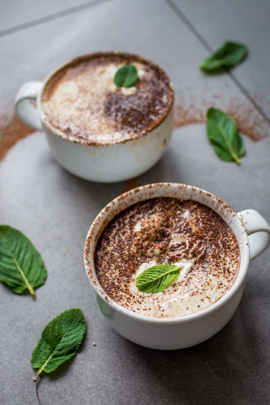 Vegan-Peppermint-Hot-Chocolate-4-640x960@2x