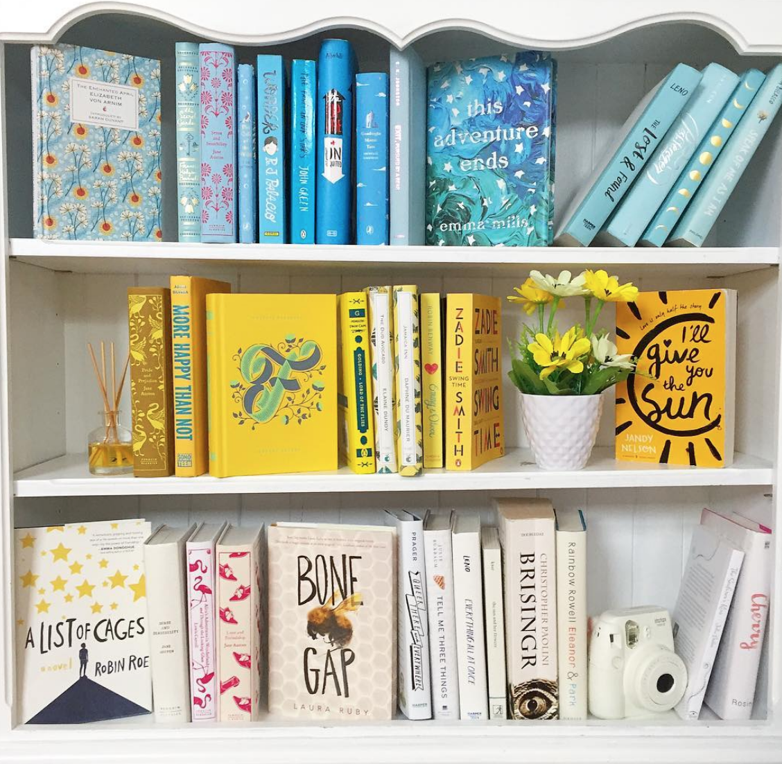 Interiors Roundup - More #shelfie Love!